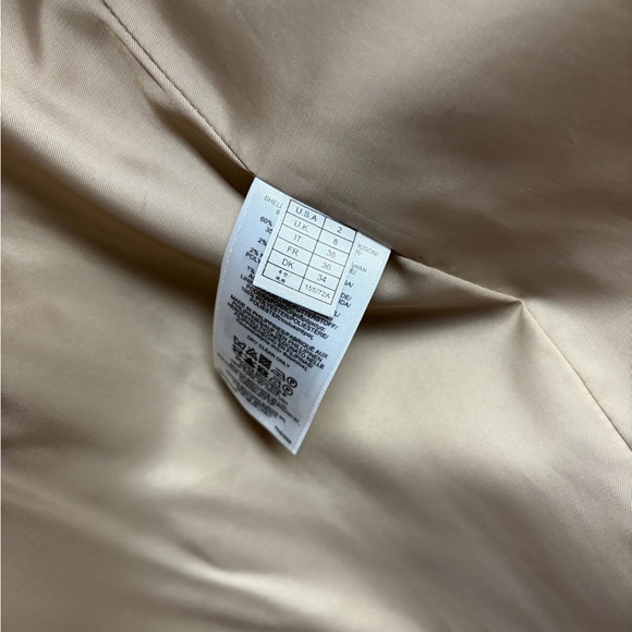 Brooks Brothers Stylish Tan Peacoat Long Wool Coat. Size 2 - Picture 8 of 16